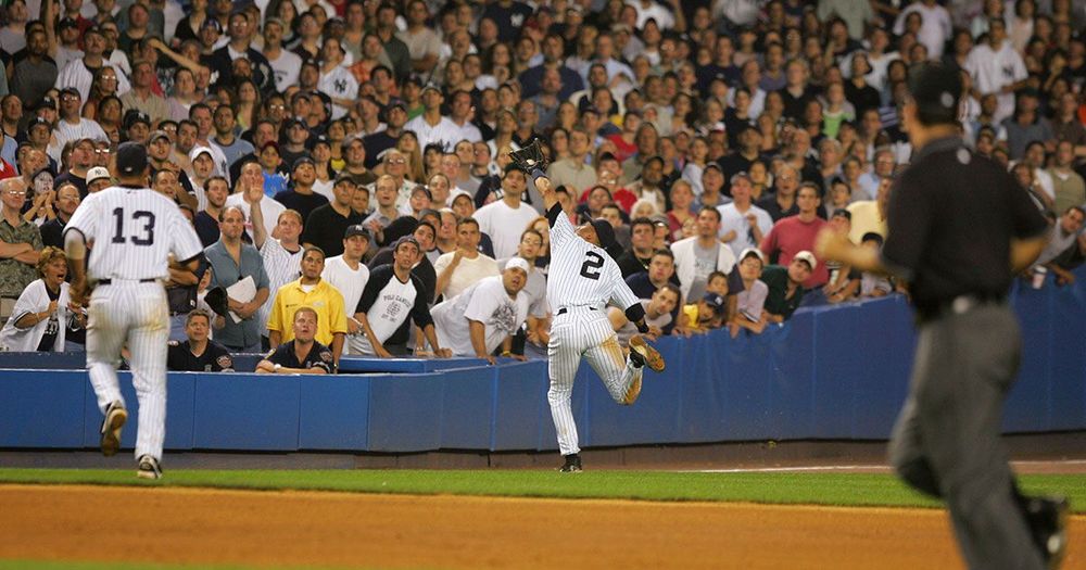 Famous Sports Photos The 20 Most Iconic Sports Photos Of All Time famous-sports-photos-the-20-most-iconic-sports-photos-of-all-time