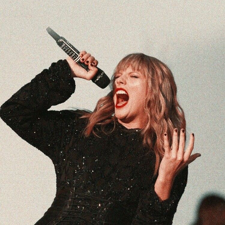 Greatest Female Singers Who Stand the Test of Time