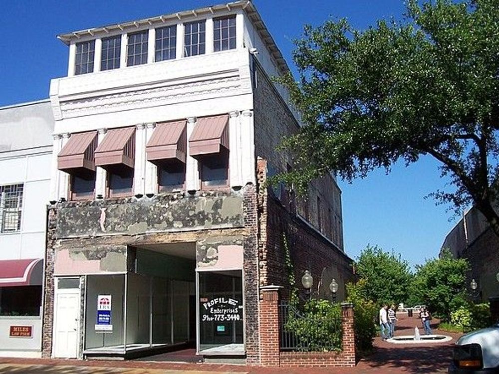 Miserable American Cities: The Places You Shouldn #39 t Move to Ranked