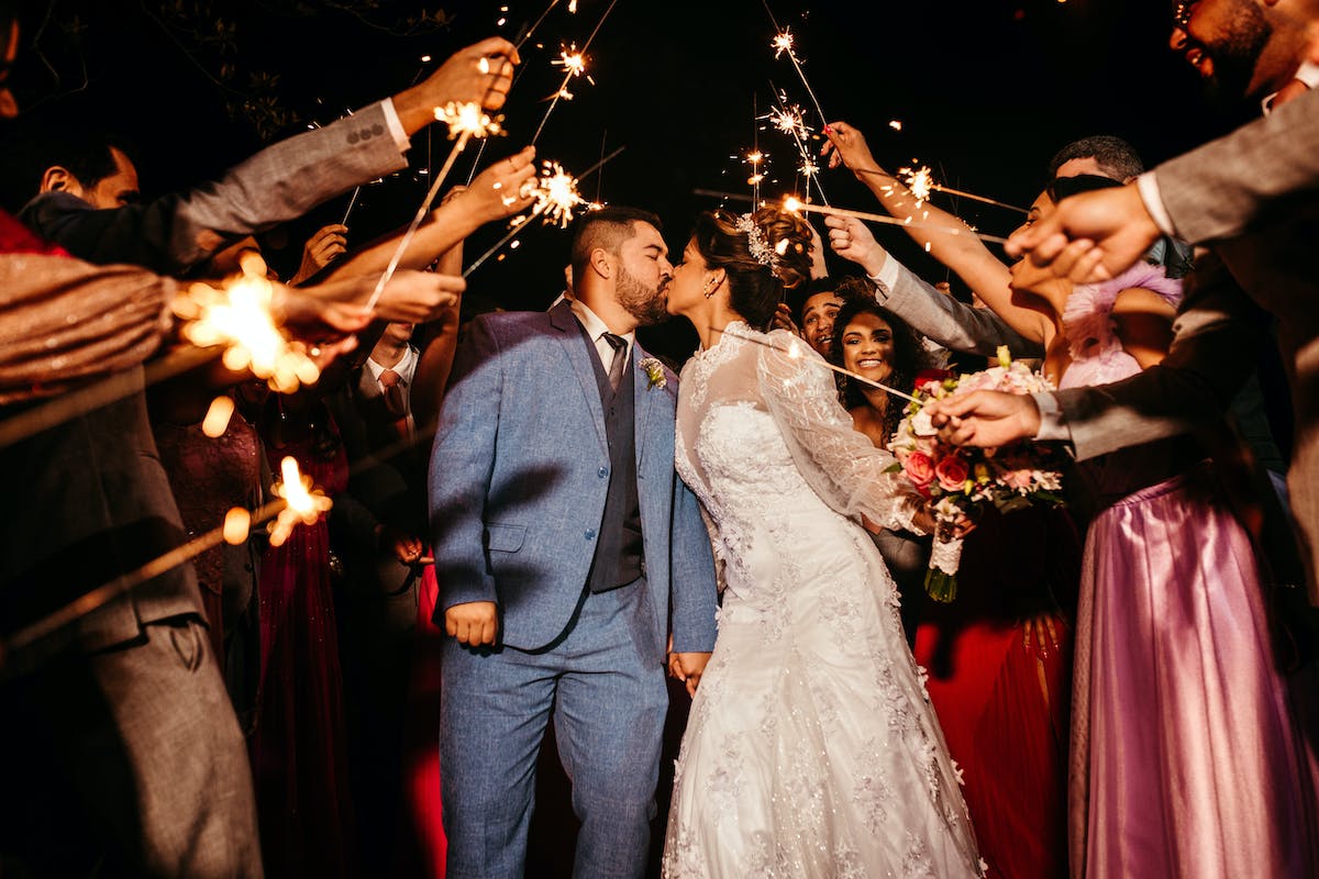 Tips for Planning a Celebrity-Style Wedding to Impress Guests