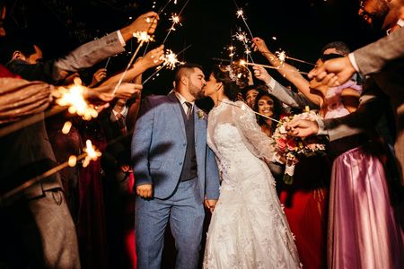 Tips for Planning a Celebrity-Style Wedding to Impress Guests