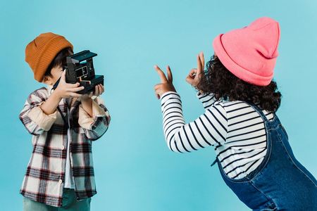 What Are the Best Apps for Getting an Instant $100 Loan?